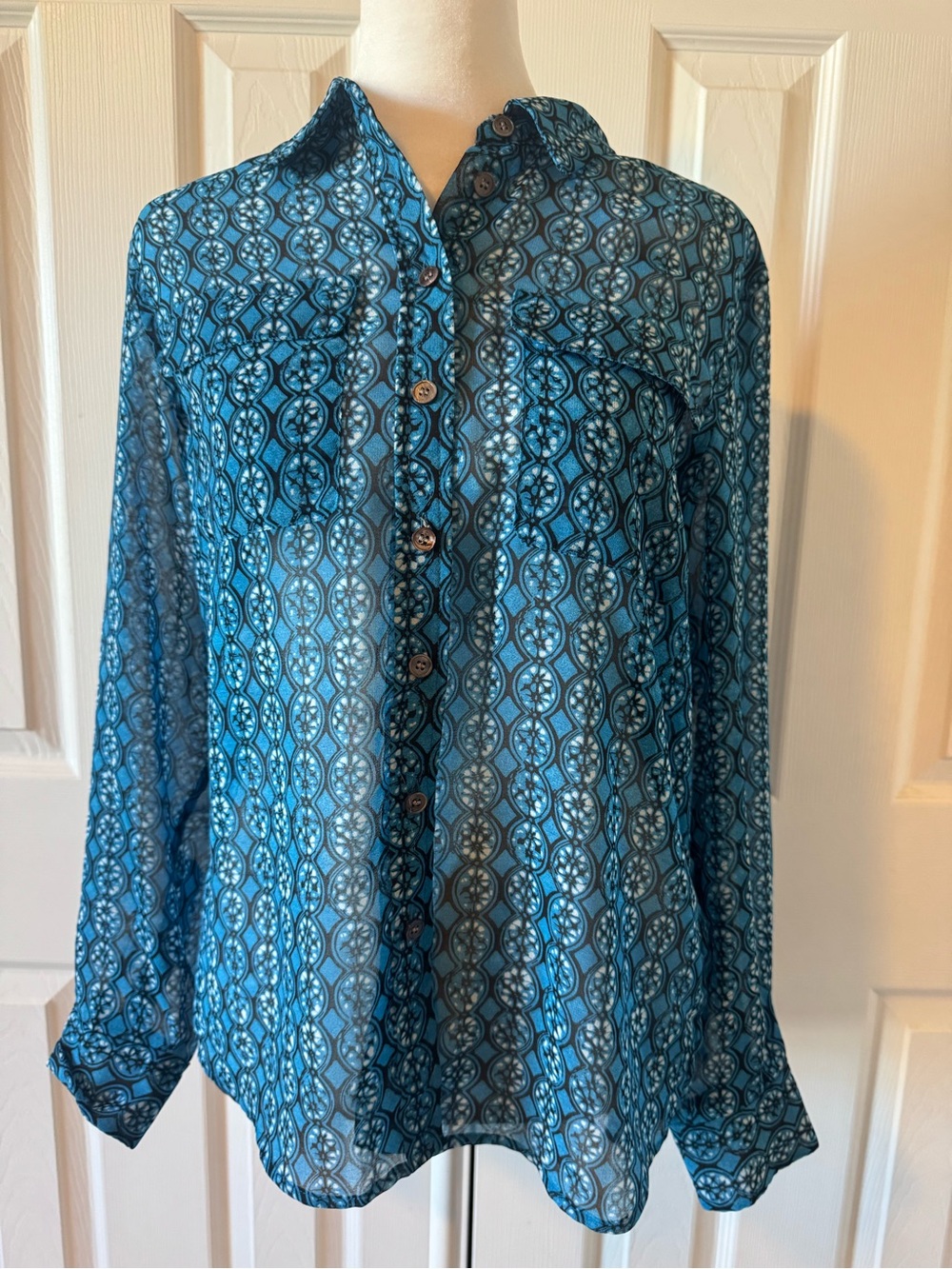 Vince Camuto Sheer Blue Geometric Button-Up Blouse Size Small | Long Sleeve - Picture 3 of 7